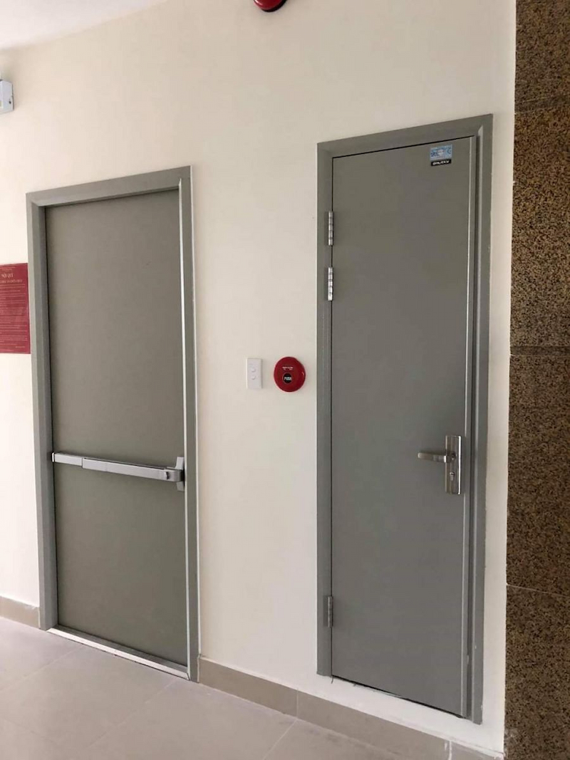 Có rất nhiều yếu tố khác nhau ảnh hưởng tới mức giá cửa thép chống cháy